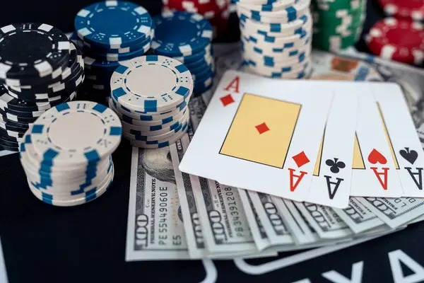Live roulette table on sumberqq with dealer and real-time betting interface